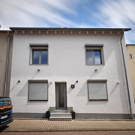 Modern Und Neu, Top Ausstattung Mit Kaffeevollautomat, 2X Netflix-Tv, Lueftungsanlage, Geschirrspueler Wallerfangen Eksteriør billede